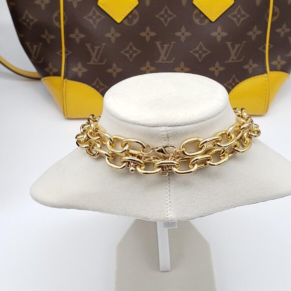 Authentic Louis Vuitton Gold Padlock with Unbranded Gold plated Chain - Picture 4 of 9